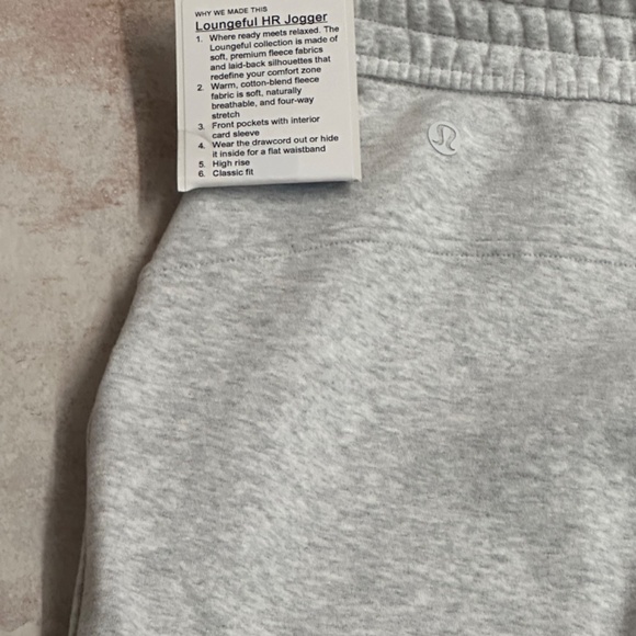 New Lululemon Loungeful HR Jogger in heathered gray - Picture 8 of 16